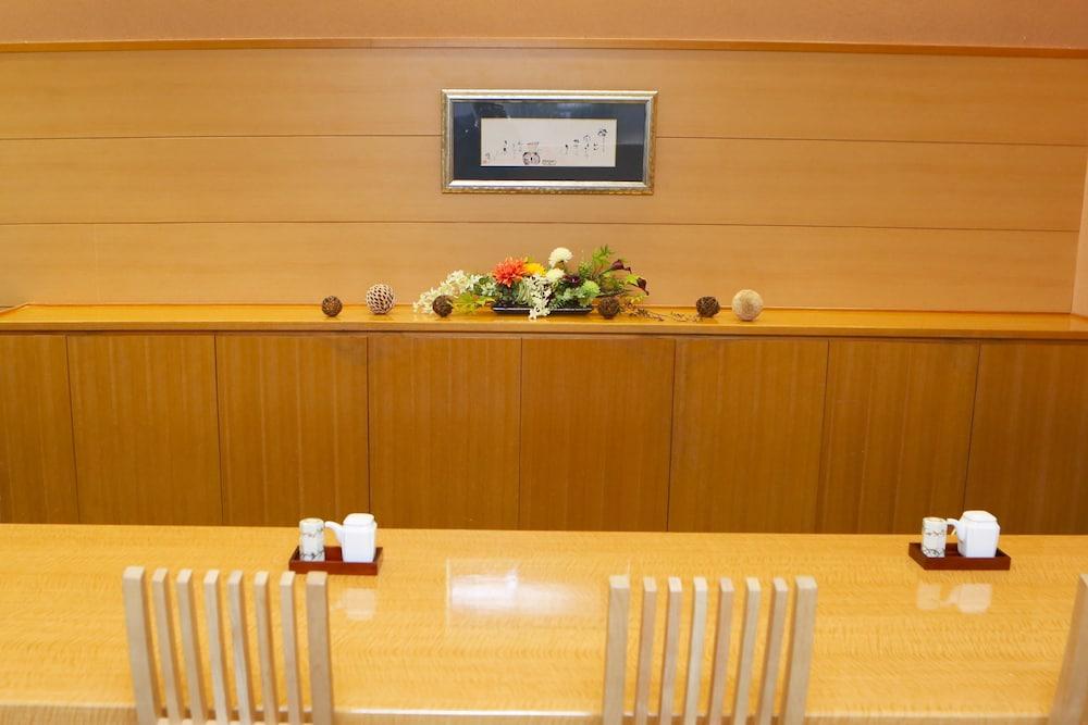 Kkr Hotel Hakata Fukuoka  Exteriör bild