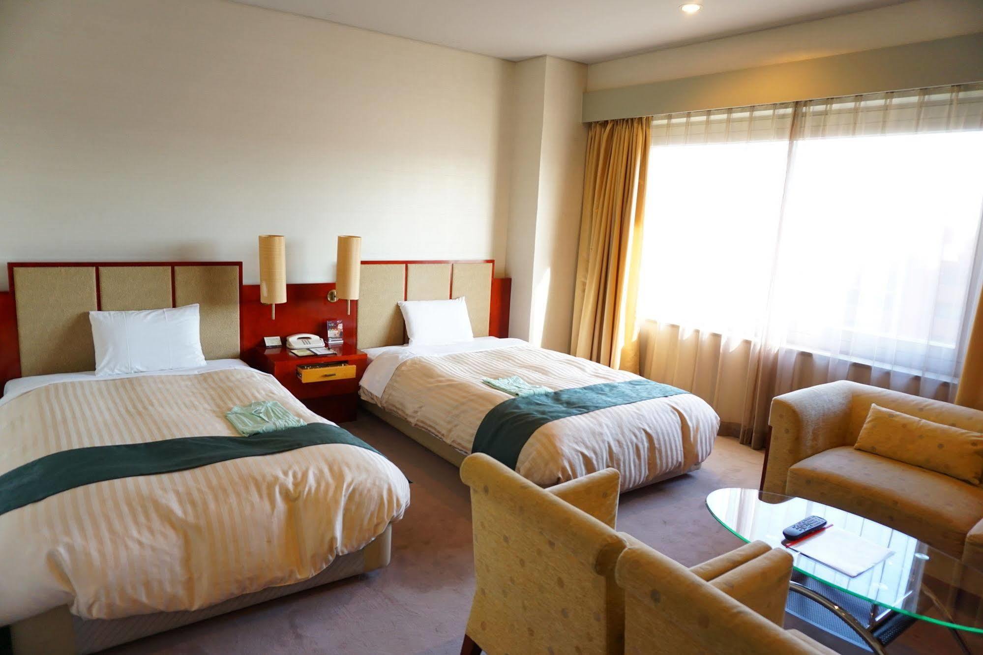 Kkr Hotel Hakata Fukuoka  Exteriör bild